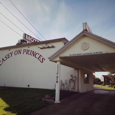 Casey On Princes Motel Hallam Экстерьер фото